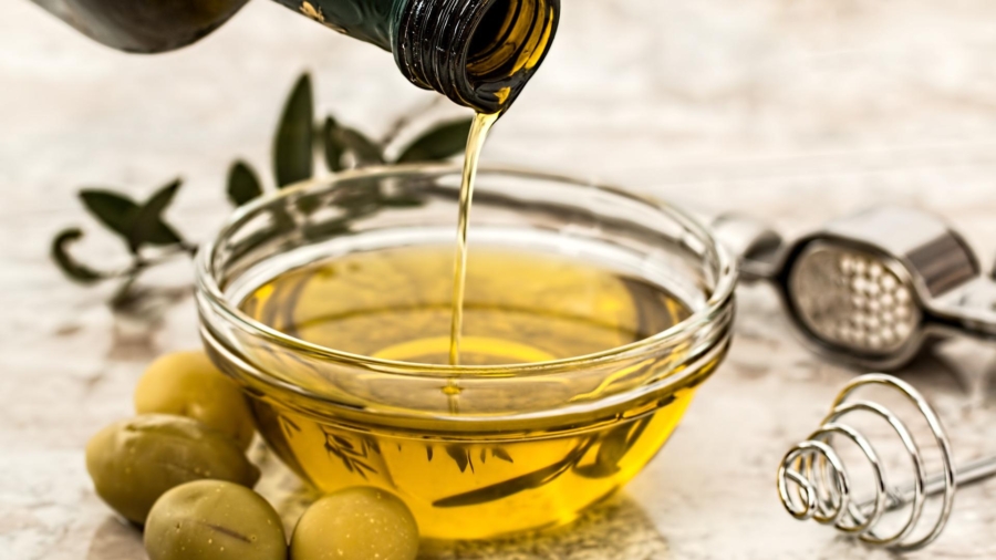 Olive Oil: Why It’s Healthier Than Other Oils