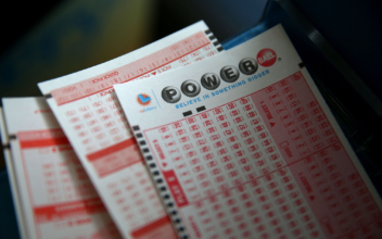 Powerball Jackpot at $653 Million for Wednesday Drawing