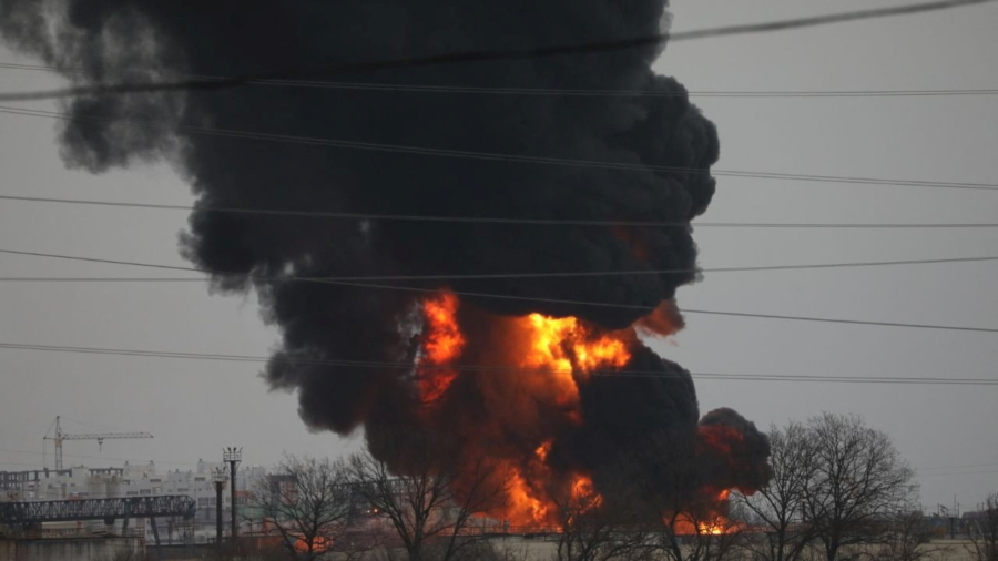 Kremlin Accuses Ukraine of Fuel Depot Attack