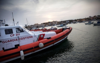 8 Dead Migrants Recovered Off Italian Island of Lampedusa