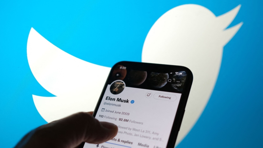 Musk to Relaunch Twitter’s Blue Check Subscription on Nov 29