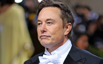 Elon Musk Briefly Loses Title as World’s Richest Person to LVMH’s Arnault: Forbes