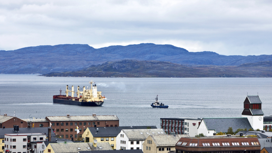 Residents of Norway Town Coexist Amid War