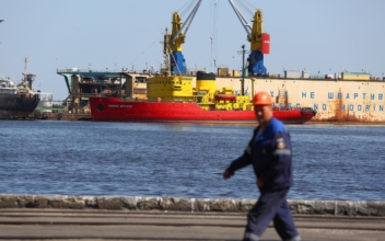 Russia Blockades Crimea Sea Port