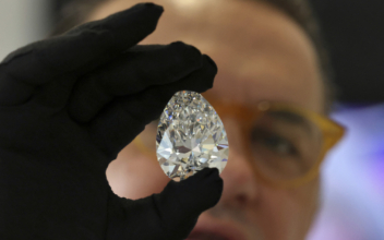 228-Carat White Diamond Sold For $22 Million