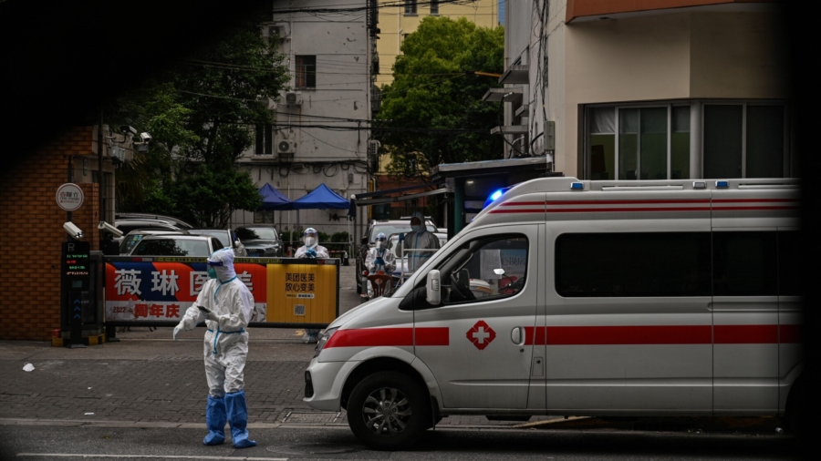 Shanghai Migrant Workers Homeless Post-Quarantine