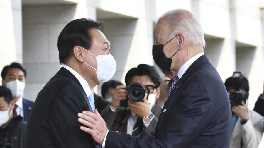 Biden in South Korea Amid Tensions With China