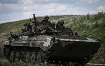 20 Nations to Give Ukraine New Military Aid