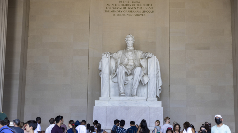 Lincoln Memorial Welcomes 100th Anniversary