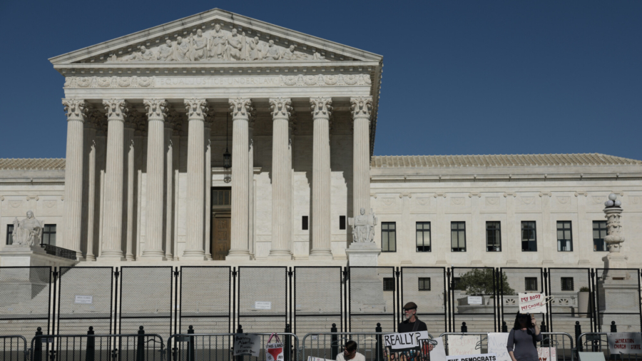 Pro-Life Advocacy Group Decries SCOTUS Leak, But Says Opinion 'Encouraging' For Pre-Born Lives