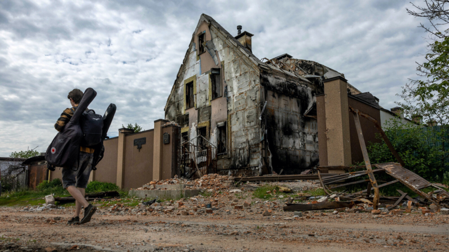Ukrainians Tell Stories of Survival Amid War