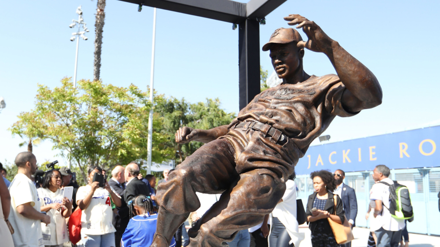 Jackie Robinson Bat Sold for $1.08 Million