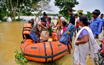 Floods Kill 25 in India’s Assam, Displace Thousands