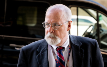 Investigation Into FBI ‘Corruption’ Impeded by John Durham Investigation: Senator