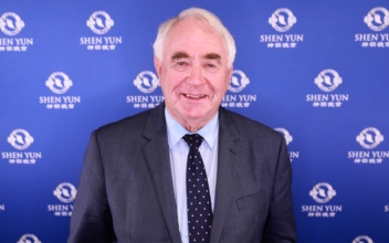 Australian City Mayor Applauds Shen Yun: ‘We Are so Proud to Have You Here’