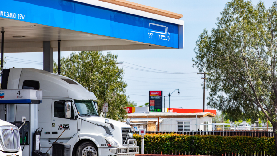 Trucking Industry Needs Long-Term Drop in Fuel Prices: Trucking Entrepreneur