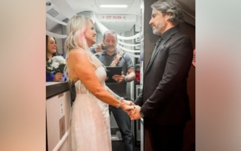 A Couple Couldn’t Make It in Time to a Vegas Wedding Chapel. They Got Married on a Southwest Flight Instead
