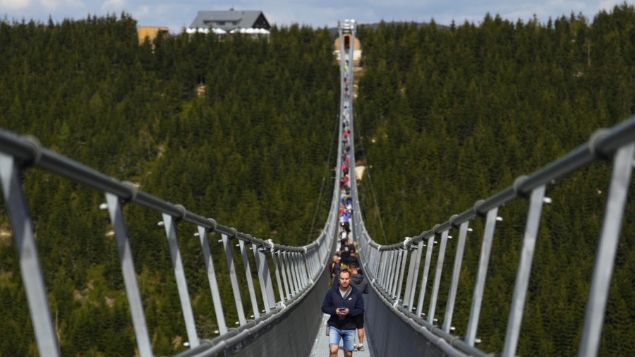 Longest Pedestrian Suspension Bridge Opens in Czech Resort
