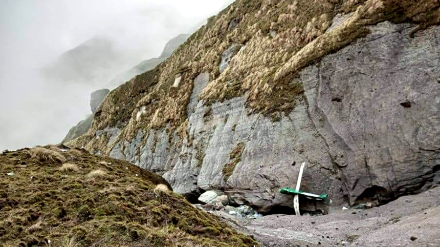Plane Wreckage Found in Nepal Mountains; 21 Bodies Recovered