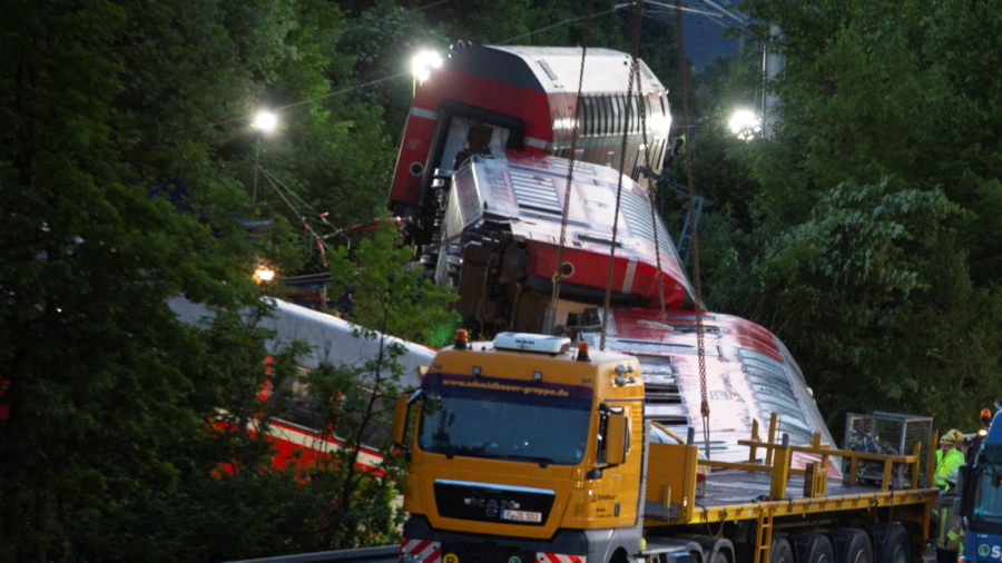 Fifth Person Found Dead After German Train Derailment