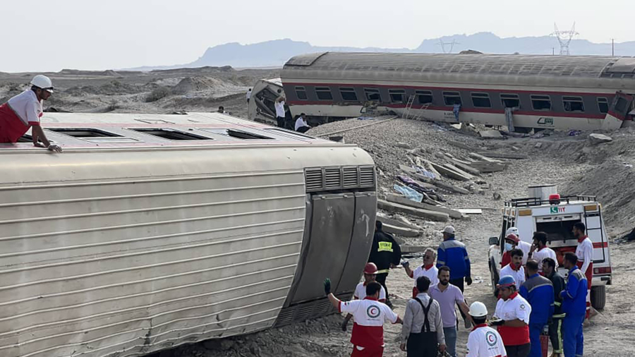 Train Derailment in East Iran Kills at Least 21, Injures 87