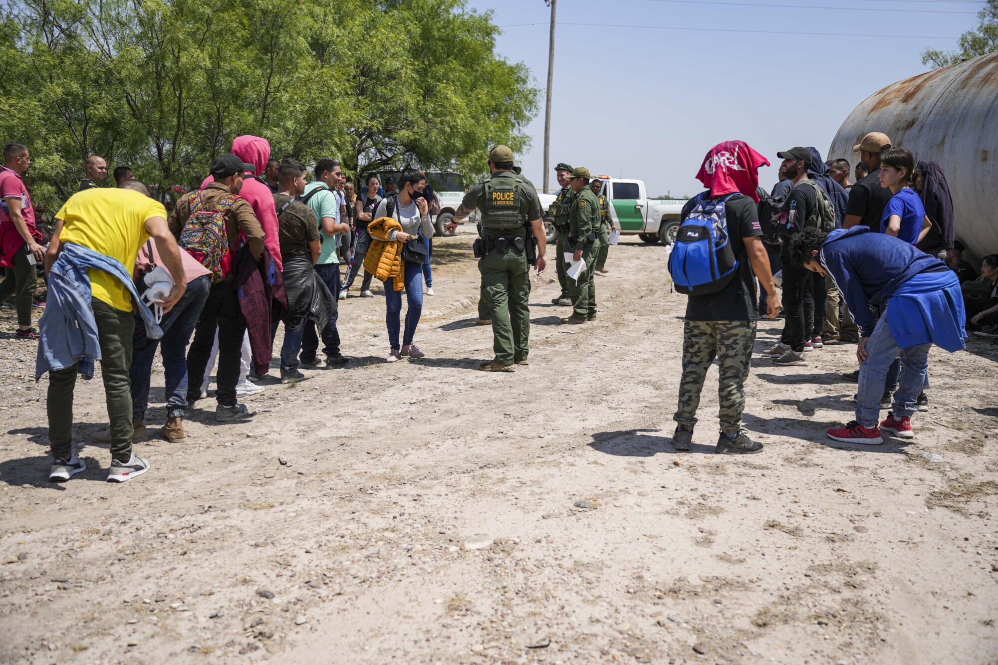 Illegal Border Crossings Increase to 7,500 Per Day in May NTD