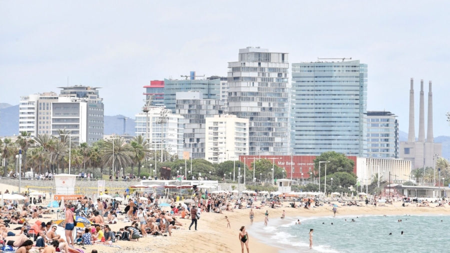 Catalonia Struggles to Find Seasonal Workers