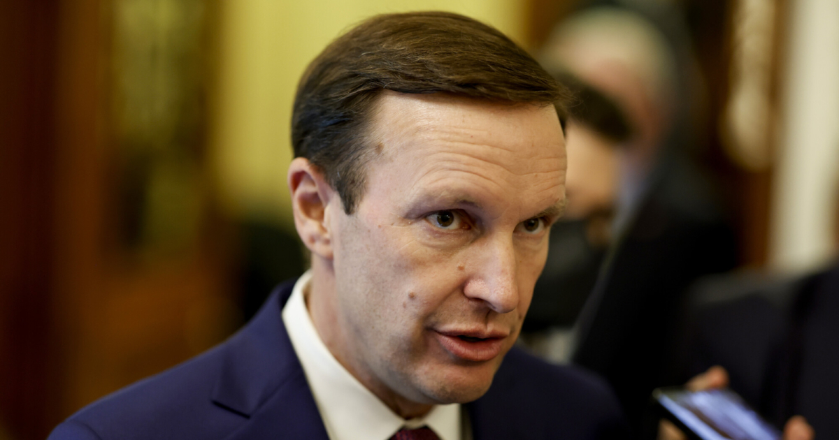 Senate Advances Gun Control Bill in Procedural Vote After Bipartisan