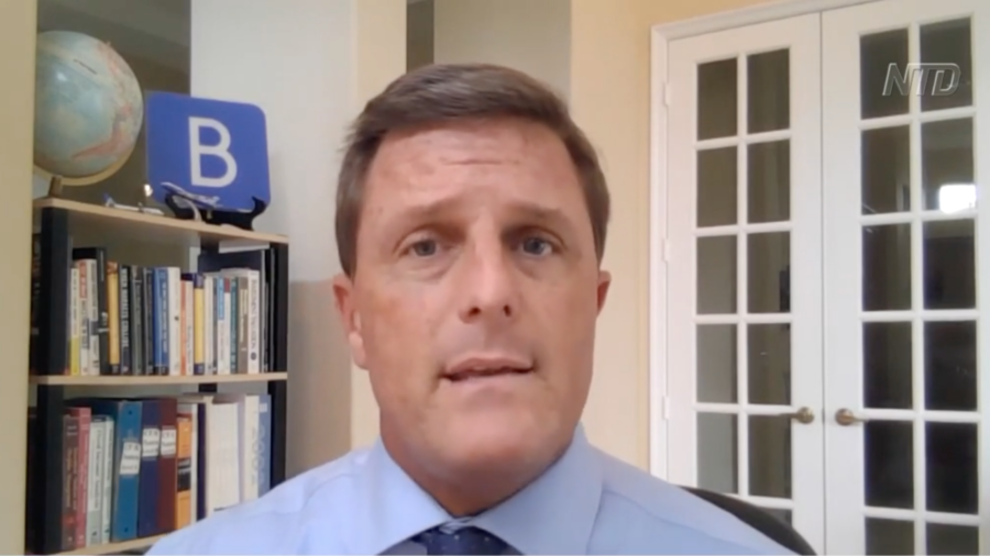 Analyst: Risk of Recession in 2023 or Later
