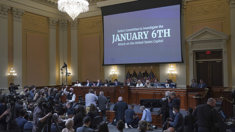 Jan. 6 Panel: Former President Trump Chose Not to Act