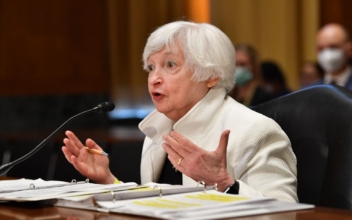 Yellen Grilled in Congress Over Inflation
