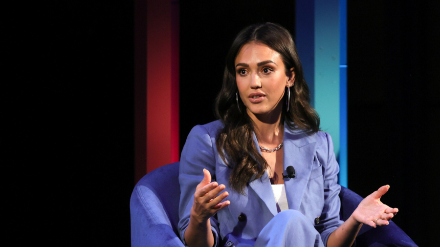 Yahoo Appoints Hollywood Actress Jessica Alba to Board