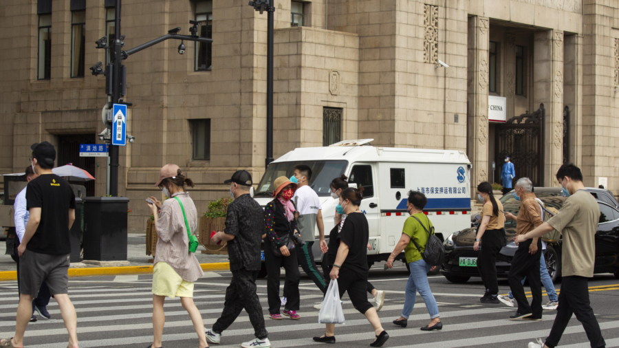 Shanghai Victim’s Family Seeks Truth About Hospital Handling