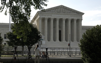 NTD Good Morning (Nov. 1): Racially Discriminatory College Admission Policies Receive Rough Ride at Supreme Court
