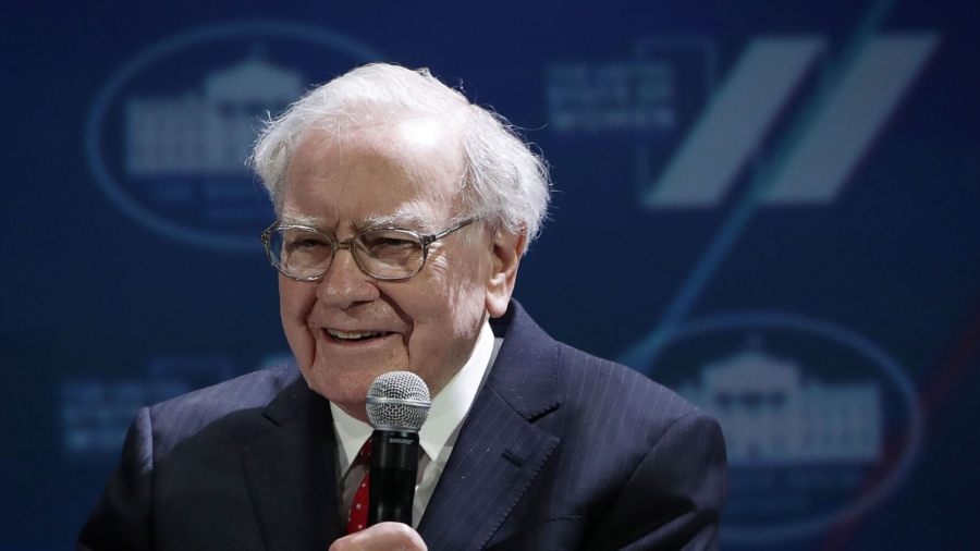 Early Bids for Final Charity Lunch With Buffett Top $3 Million