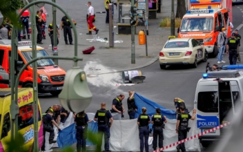 1 Dead, 8 Injured After Driver Hits Pedestrians in Berlin