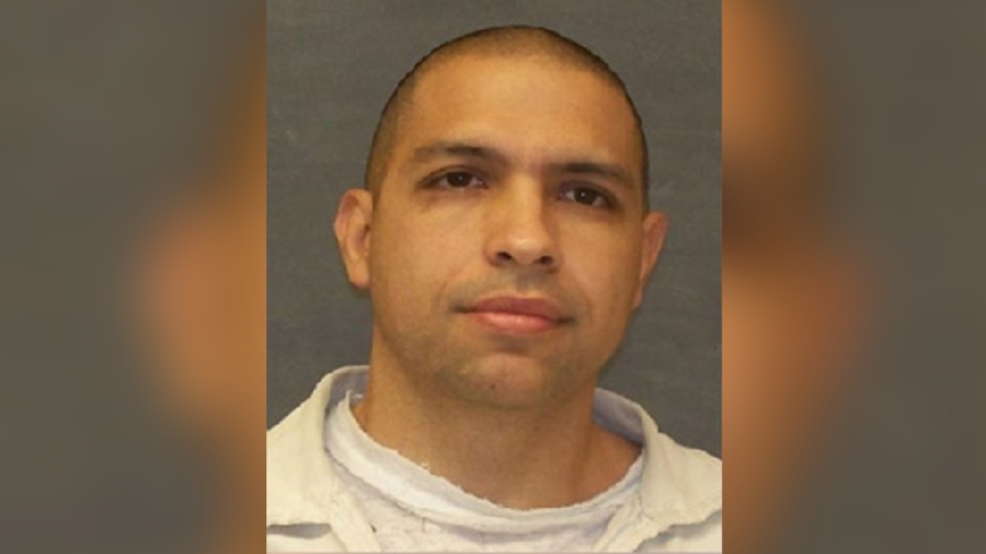 3 Children, 2 Adults Found Dead Inside a Texas Home, Escaped Inmate Believed to Be Connected