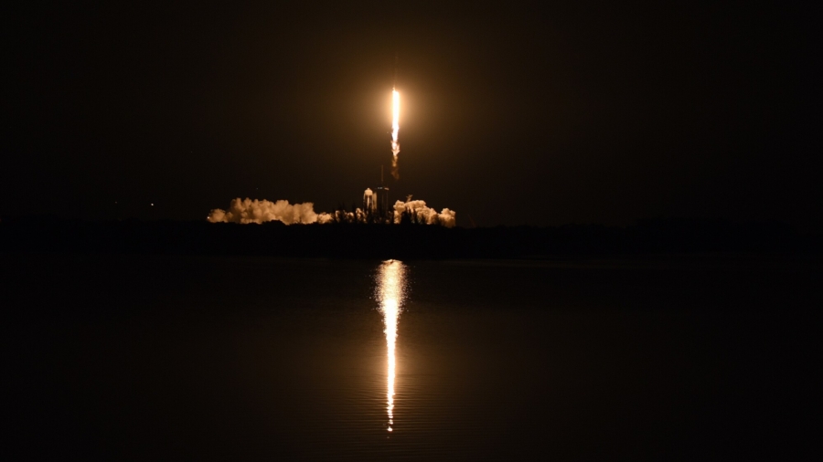 Chinese Media Takes Aim at Elon Musk’s Starlink