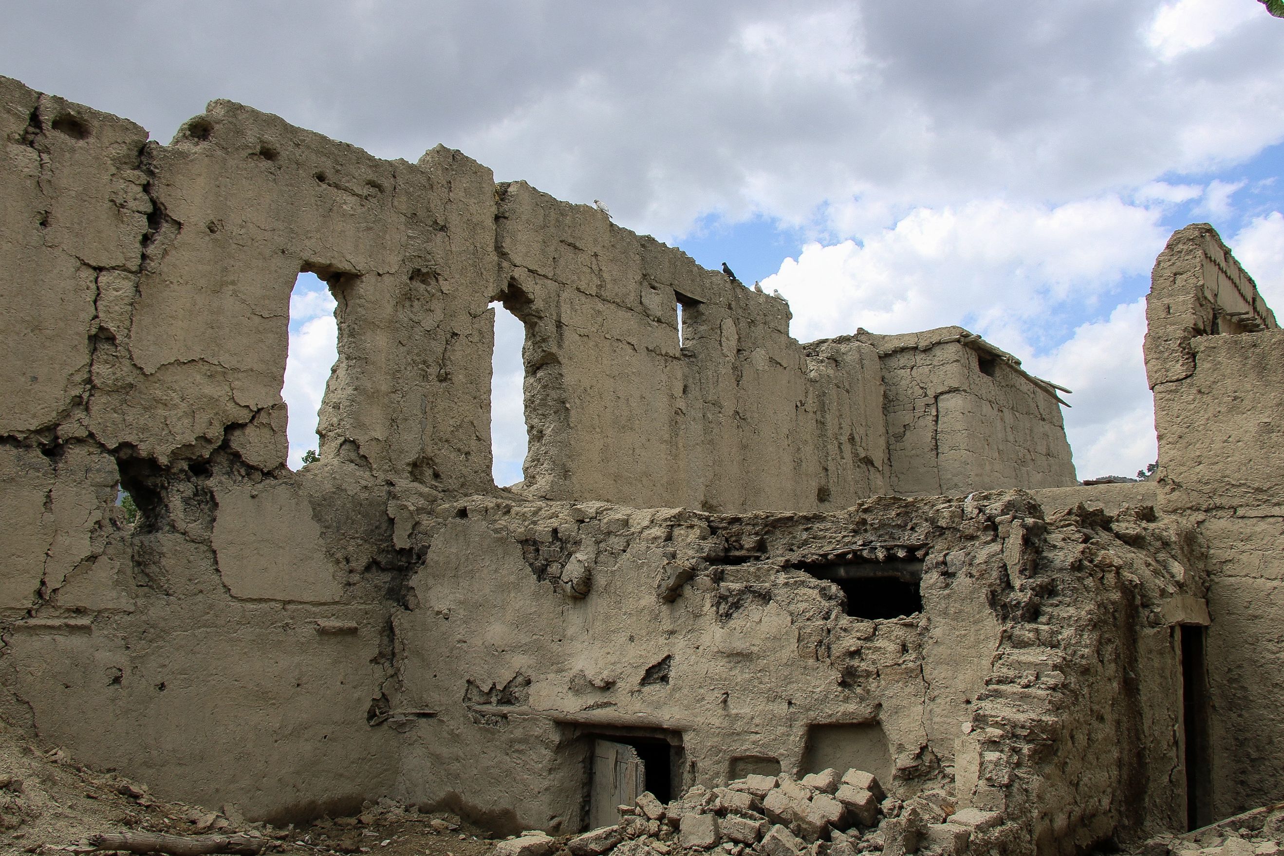 Earthquake in Eastern Afghanistan Injures 10 People