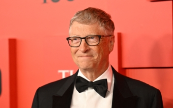 ‘Climate Change Campaigner’ Gates on His Use of Private Jet: ‘Not Part of the Problem’