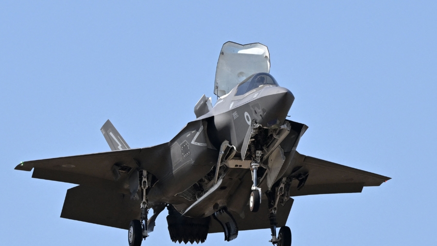 Pentagon Suspends Deliveries of F-35 Fighters After Finding Engine Part Came From China