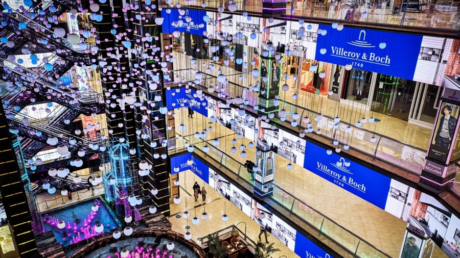 Russian Mall Quiet Amid Sanctions