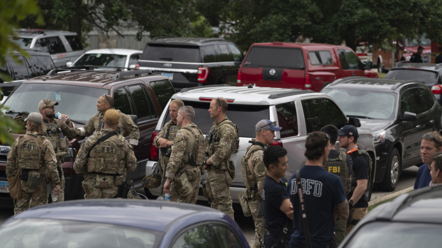 July 4 Parade Shooting in Illinois: At Least 6 Dead
