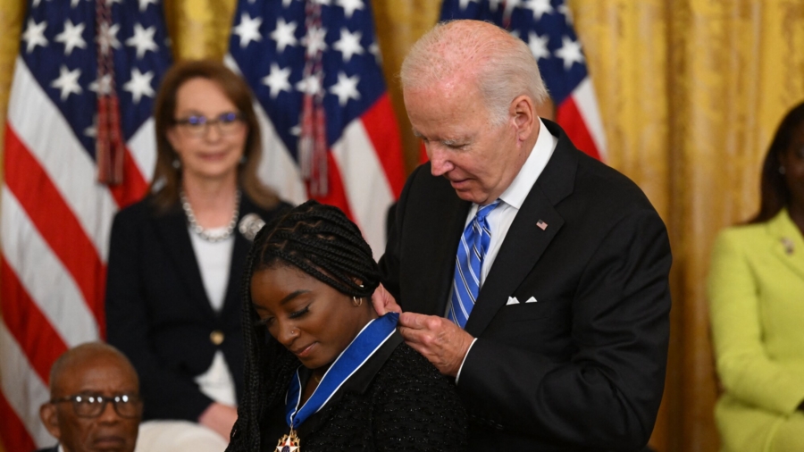 Biden Awards Medal of Freedom to Simone Biles, 15 Others