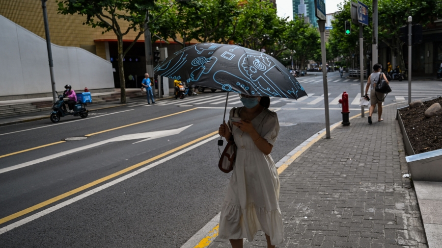 Heatwaves Hammer Mega Cities in China