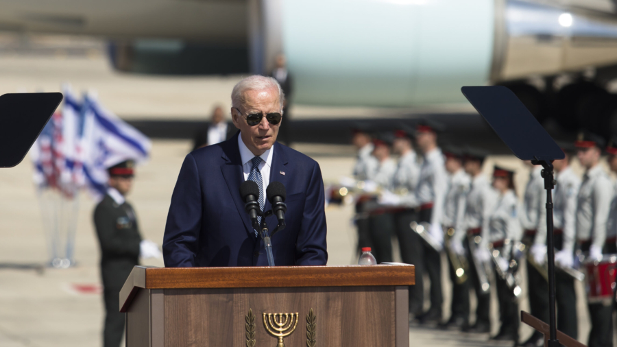Relatives of Saudi Detainees Await Biden Trip