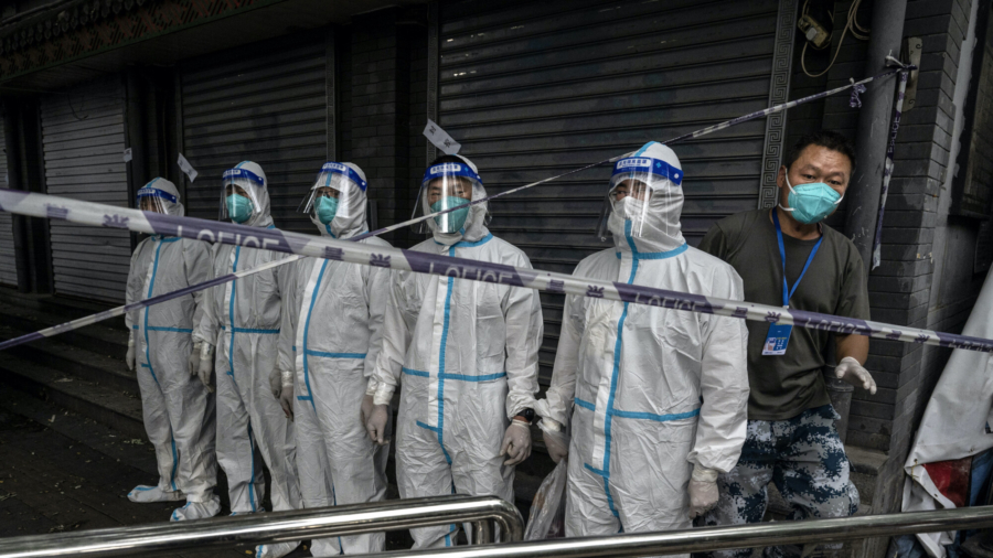 Chinese City of 7 Million Residents Resumes Lockdown