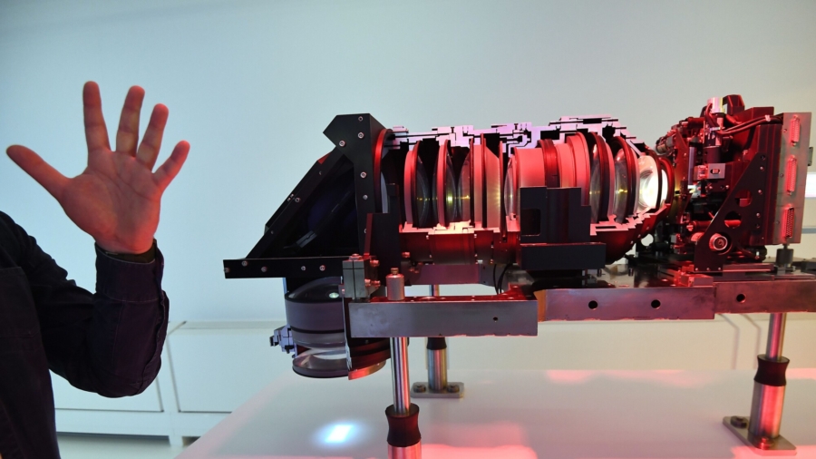 US to The Netherlands: Don't Sell Microchip Making Gear To China