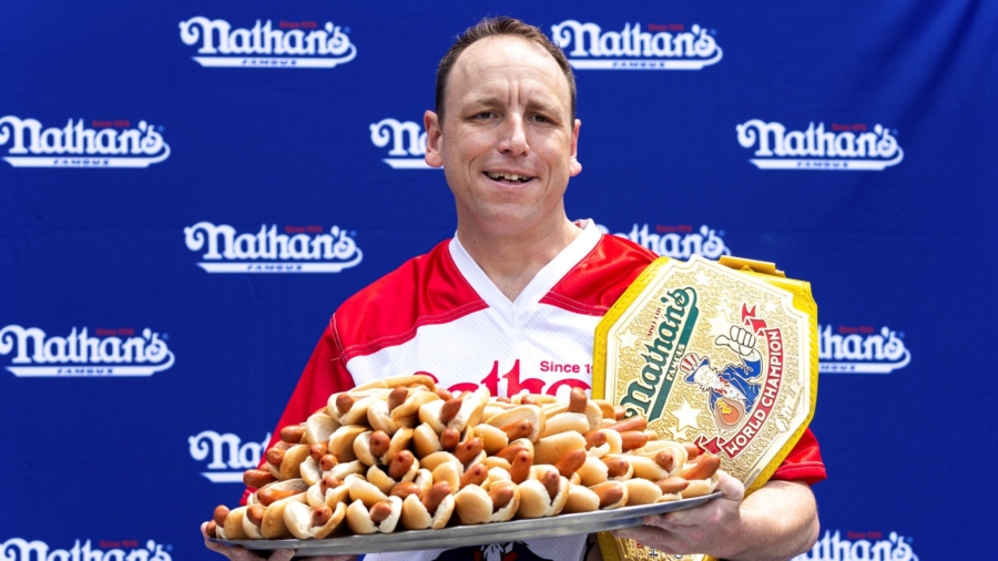After Split With NYC July 4th Hot Dog Competition, Joey Chestnut Heads to Army Base Event in Texas
