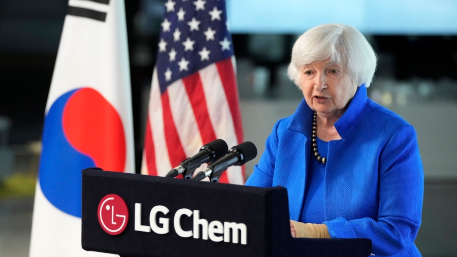 US Treasury Secretary's Harsh Words for China